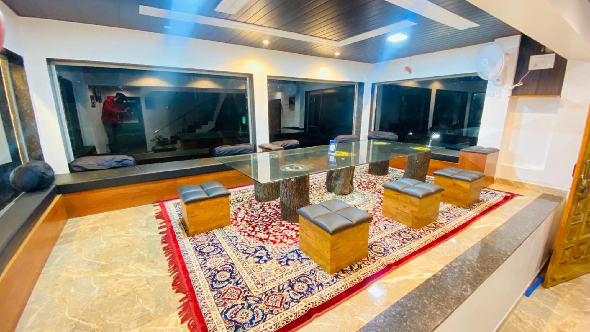 Patilwada Villa Satara Eksteriør billede